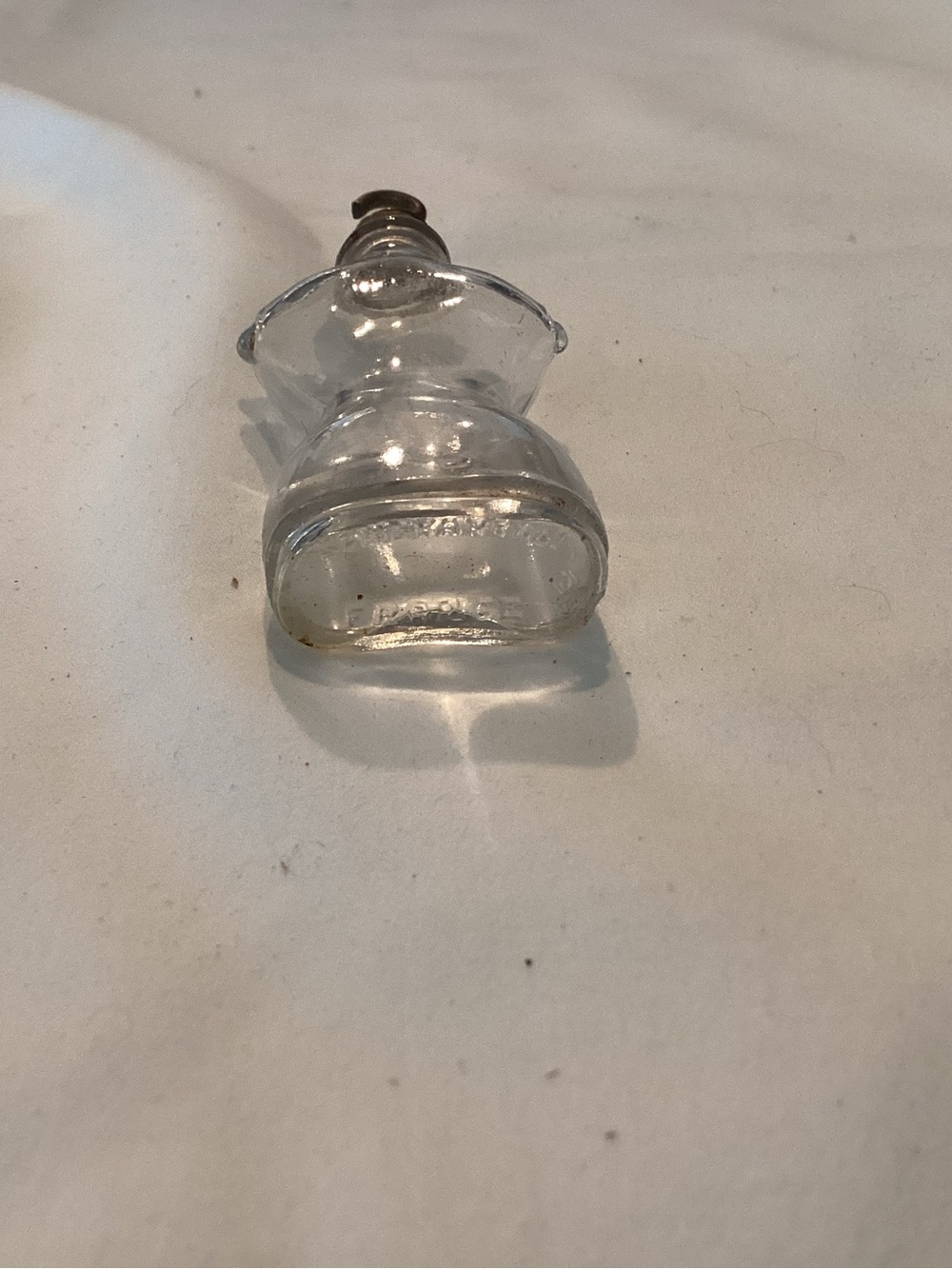 Vtg. Schiaparelli “Shocking “ torso miniature perfume bottle. Sample size bottle - Picture 3 of 4
